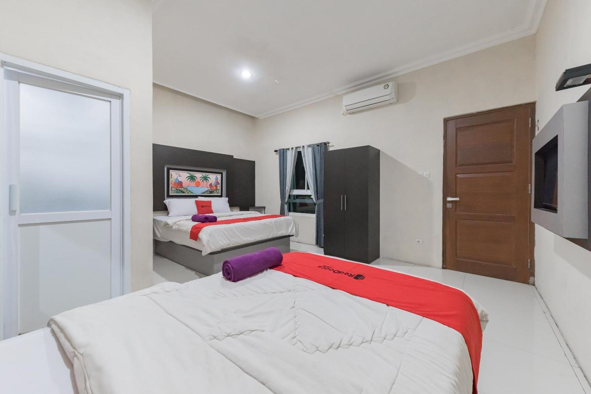 Reddoorz Resort Premium @ Sangkan Hurip Kuningan Exterior foto