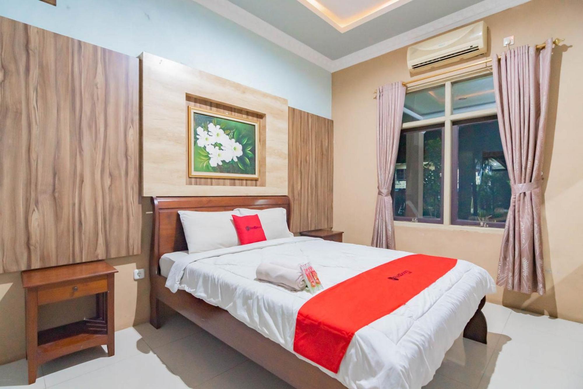 Reddoorz Resort Premium @ Sangkan Hurip Kuningan Exterior foto