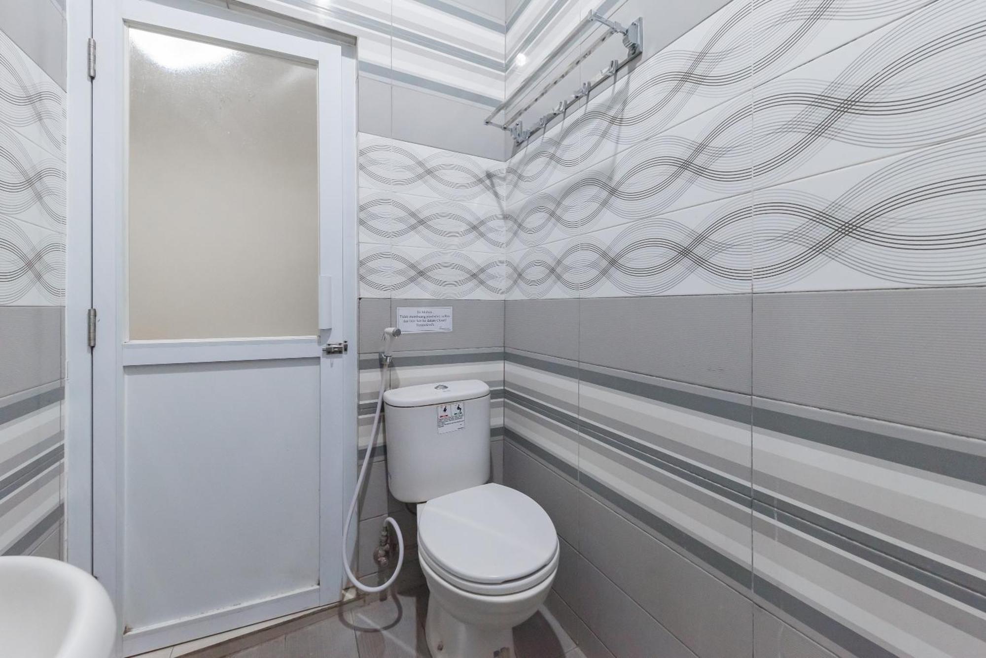 Reddoorz Resort Premium @ Sangkan Hurip Kuningan Exterior foto